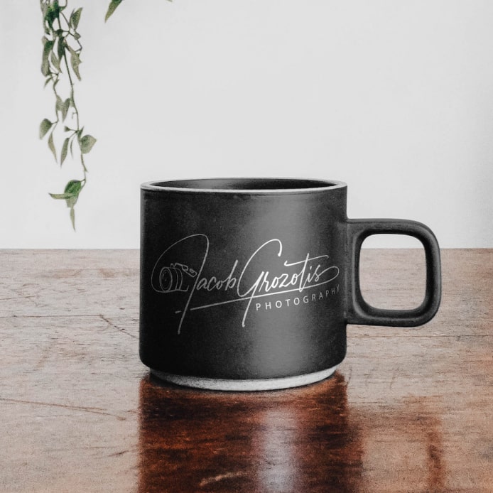 Customer using their Photologo signature 1