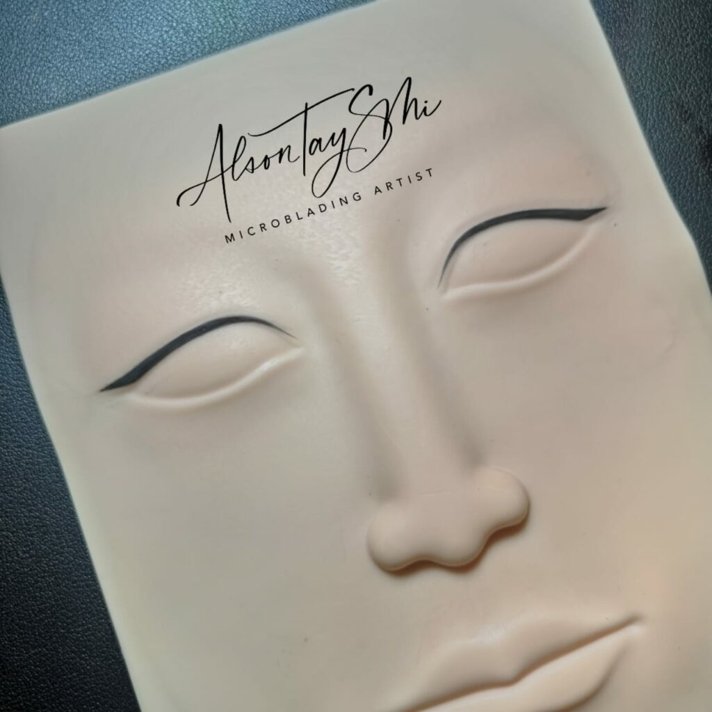 Alison Tay's Photologo