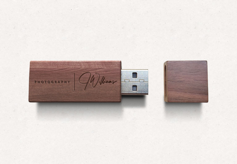 03-Personalized-USB-Sticks-768x533-1.jpg